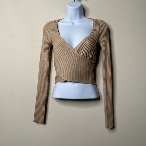 Abercrombie & Fitch Sweaters - Abercrombie & Fitch Tan Cropped Wrapped Long Sleeve Sweater Women's XS NEW